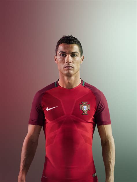 ronaldo portugal football kit